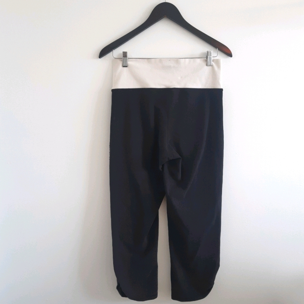 PATAGONIA Cropped Wide Leg Cinched Leggings - Picture 7 of 8